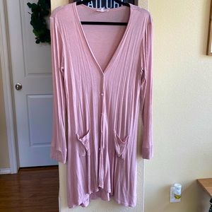 🌸NWOT Light Pink Button-Front Duster🌸